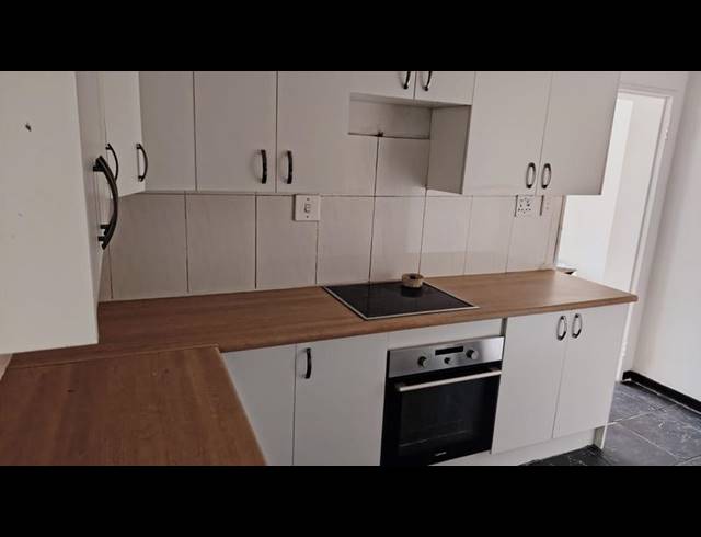 3 BEDROOM HOUSE FOR SALE IN LINDBERGH PARK